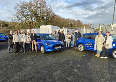 Remise des clés des véhicules AMPER à la concession Suzuki de Pontivy