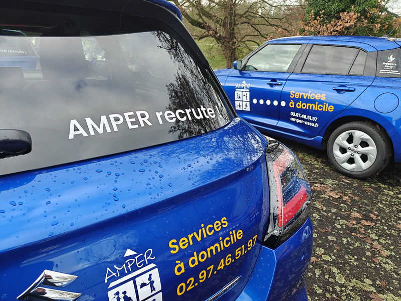 Véhicule de service AMPER